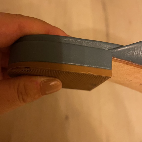 LOQ size 8.5 blue shoes - Picture 8 of 10